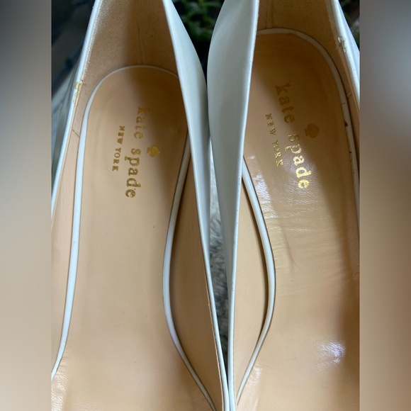 Kate Spade Made in Italy Bow Tip Pump - Picture 3 of 12